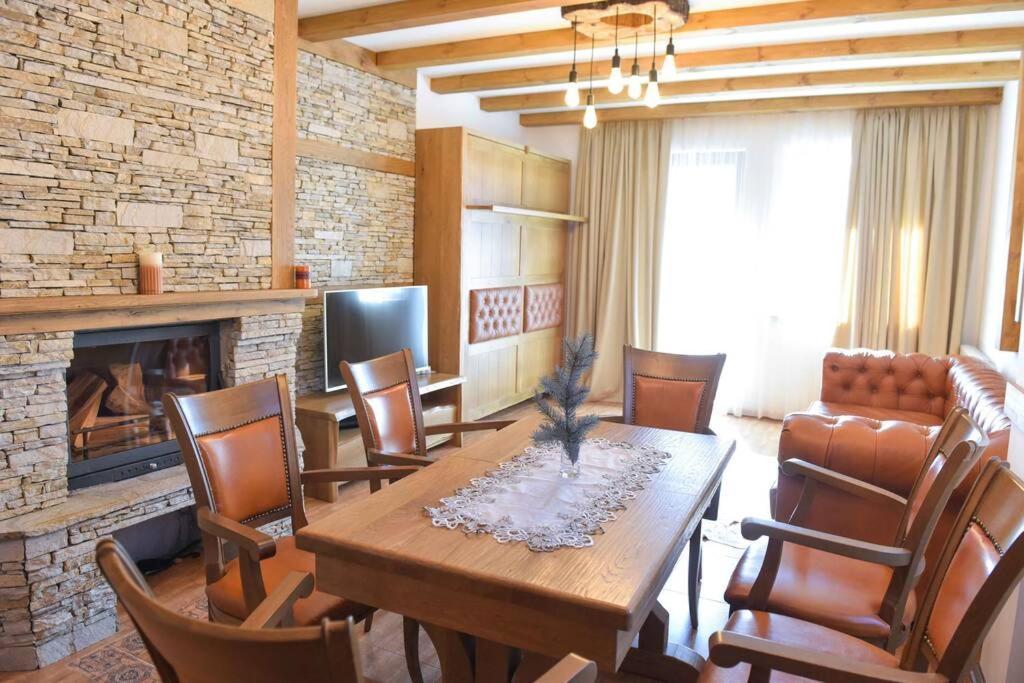 Luksozen, Svetel Apartament V Bansko, Blizo Do Lift Apartment Ngoại thất bức ảnh